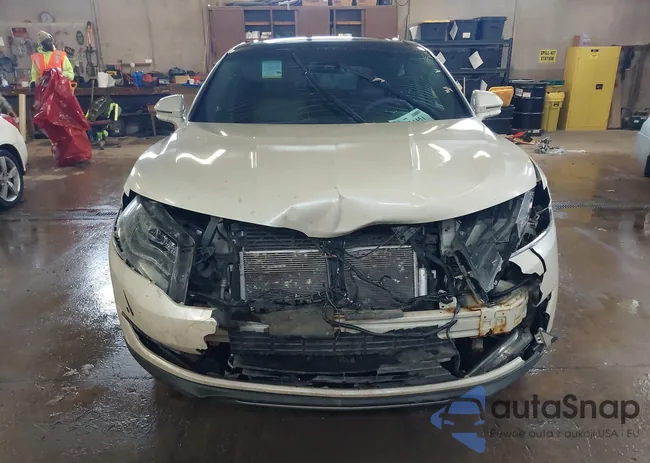 2LMPJ8LR4JBL19924: 43914451