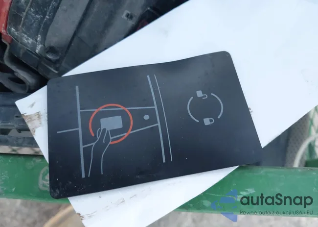 5YJ3E1EB6JF094483: 43914473