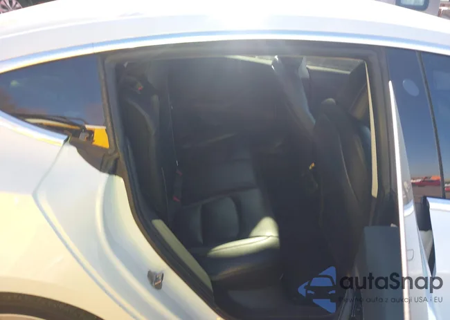 5YJ3E1EC0LF587023: 43914533