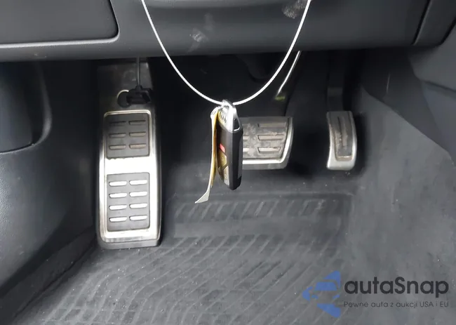 WAUC4CF50JA103997: 43914662