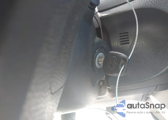 2T1BURHE2EC210761: 43914673