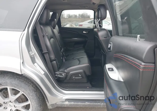 3C4PDDEG7KT769858: 43914757