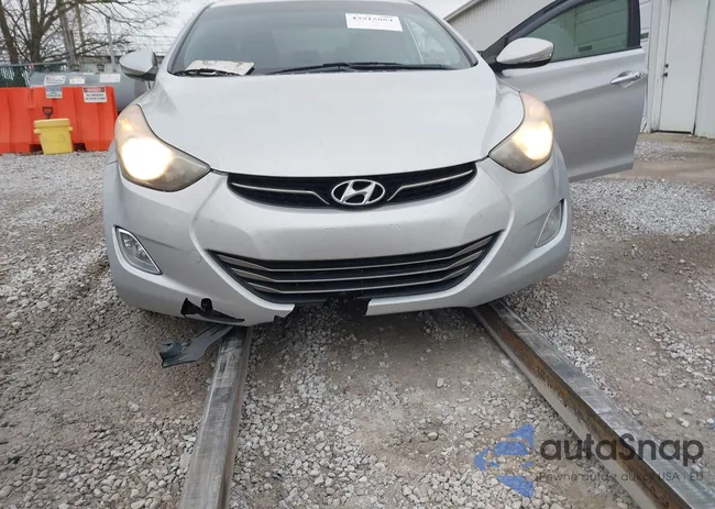 KMHDH4AEXCU406128: 43915884