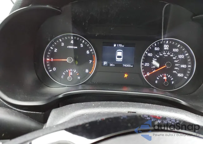 3KPF24AD2ME272656: 43915906