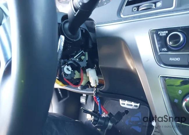 5NPE34AB0HH577596: 43916120