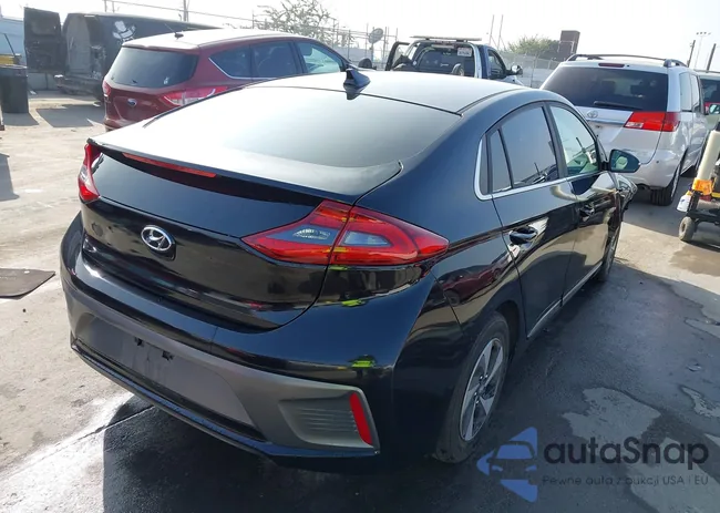 KMHC75LC3KU112049: 43916178