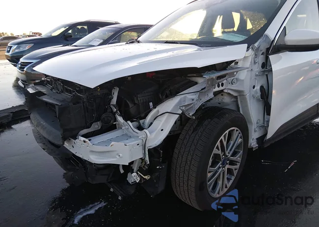 1FMCU0H68NUB13653: 43916228