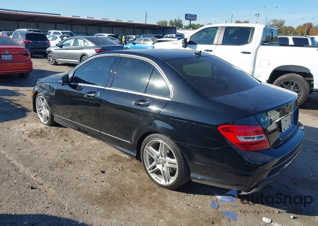 WDDGF4HB8ER309895: 43916251