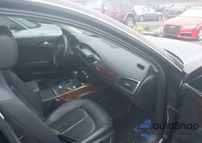 WAUGFAFC1EN030278: 43916343