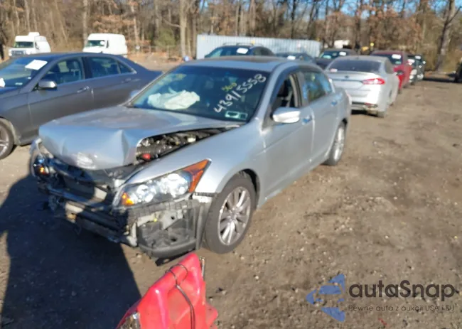 1HGCP2F80CA137005: 43915558