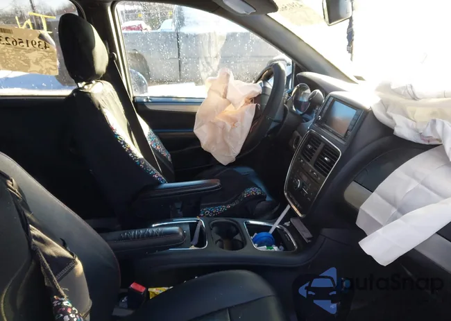 2C4RDGEG2JR241141: 43915623