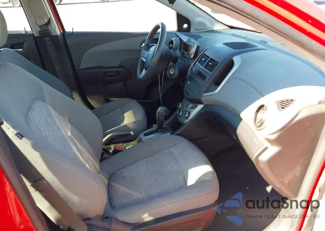 1G1JA5SH6E4239238: 43915640