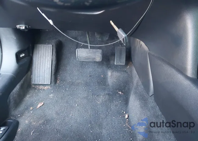 1HGCP3F83AA010932: 43915674