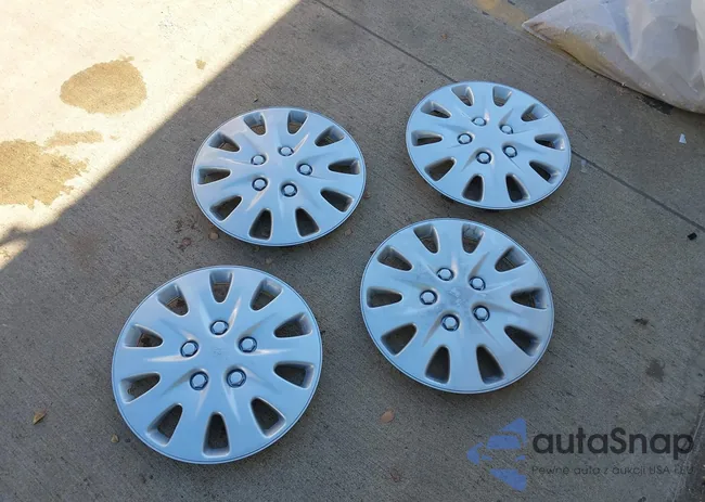 2T1BURHE6GC574667: 43915749