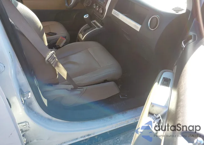 1C4NJCEA1FD262729: 43916833