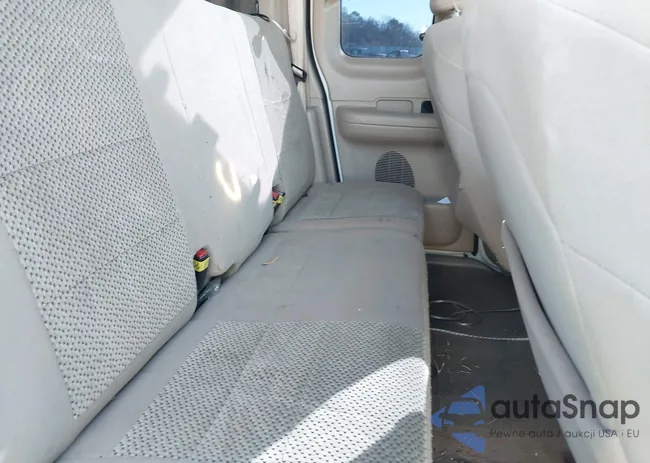 2FTRX18L93CA04522: 43916868