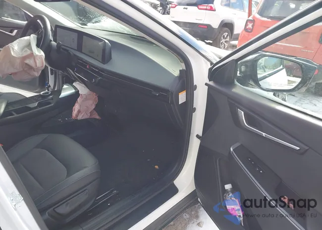 KNDC3DLC7R5616375: 43916873