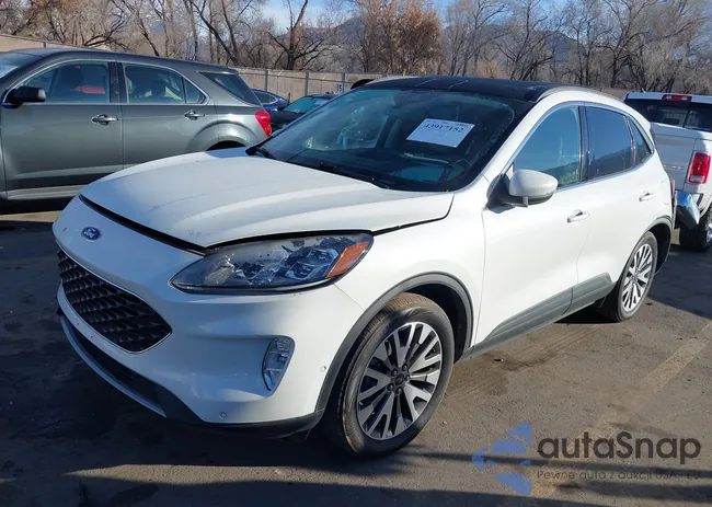 1FMCU9DZ8LUB85860: 43917152