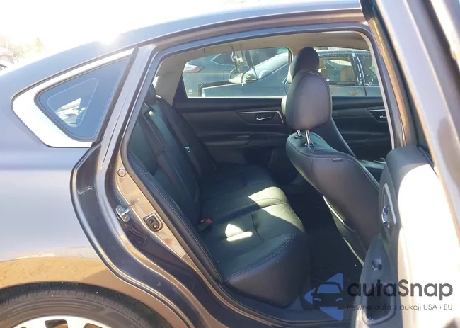 1N4AL3AP5HC269667: 43917226