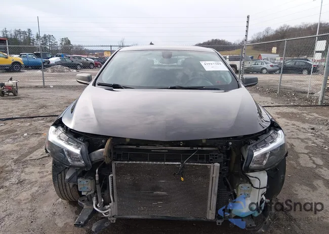 1G1ZB5ST4JF254422: 43917389