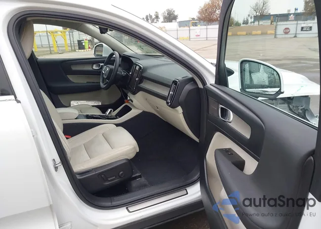 YV4L12UA4P2075207: 43916541