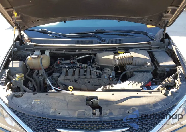 2C4RC1GG0LR285591: 43916618