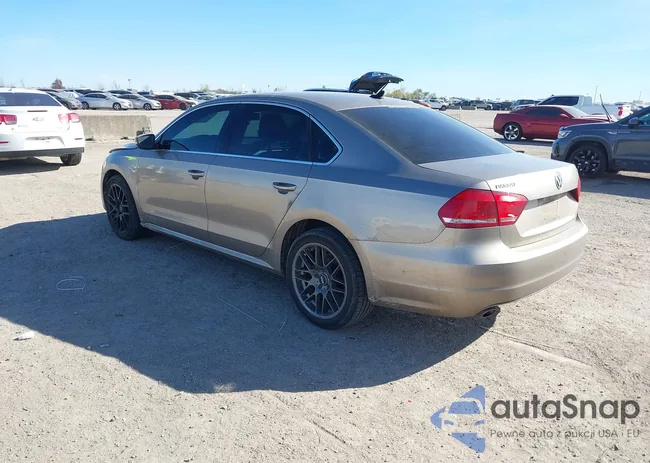 1VWBV7A32FC018709: 43916641