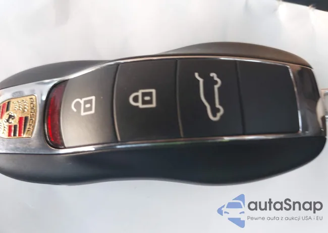 WP1AA2A56RLB16904: 43916732