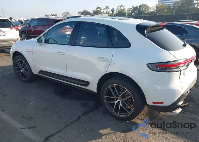 WP1AA2A56RLB16904: 43916732