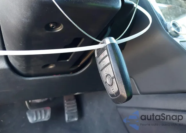 1FA6P8CF3N5111243: 43916749