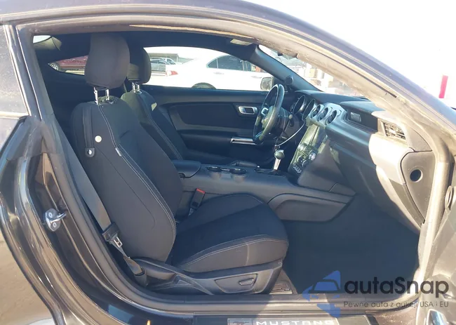 1FA6P8CF3N5111243: 43916749