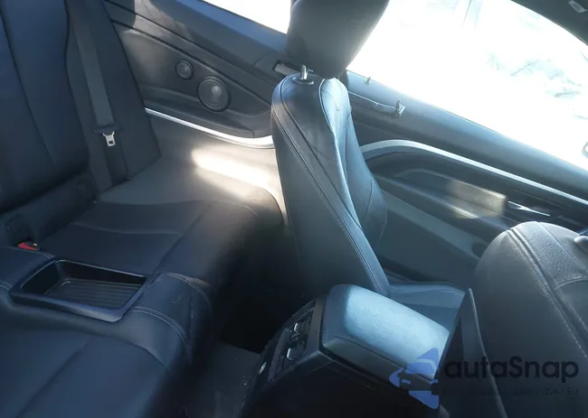 WBA4W9C55JAF93832: 43917869