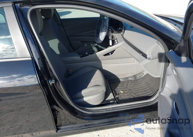 KMHLL4DG8RU714494: 43917963