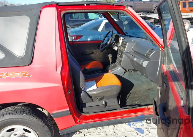 2CNBJ18UXN6929528: 43917986