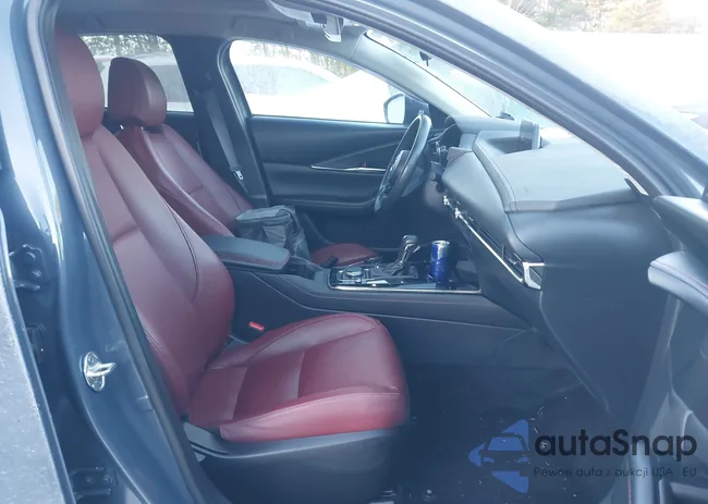 3MVDMBCM6RM669608: 43917988