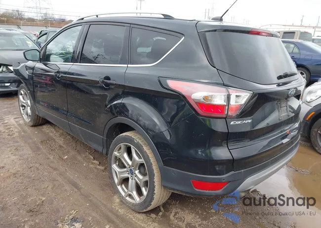 1FMCU0J92HUA11919: 43917992