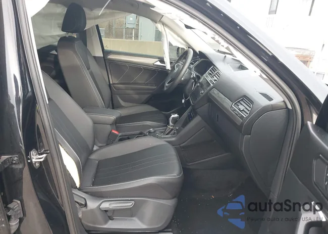 3VVMB7AX5RM113731: 43918046