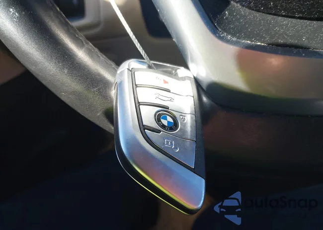 5UXKT0C5XJ0W01150: 43918057