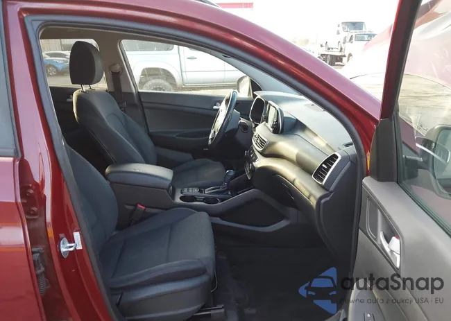 KM8J33AL4KU923952: 43918092