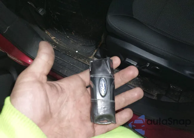 1FM5K8D80GGA82341: 43918122