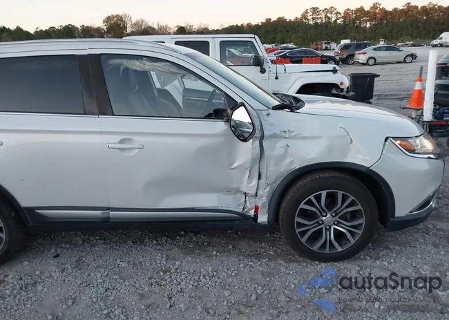 JA4AZ3A35HZ038426: 43918179