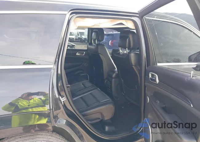 1C4RJFCG0FC118105: 43918363