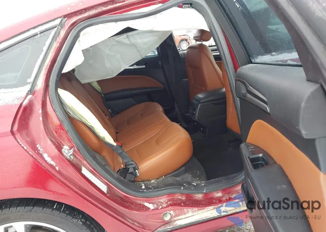 3FA6P0D99KR207185: 43917425