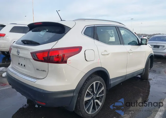 JN1BJ1CR3JW262781: 43917492