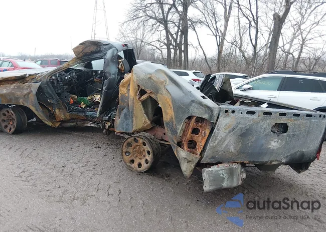 1GCEC14X48Z211476: 43917512