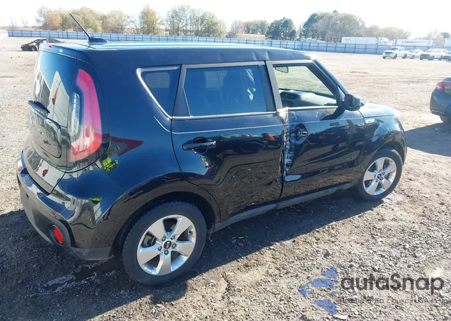 KNDJN2A26J7600192: 43917529