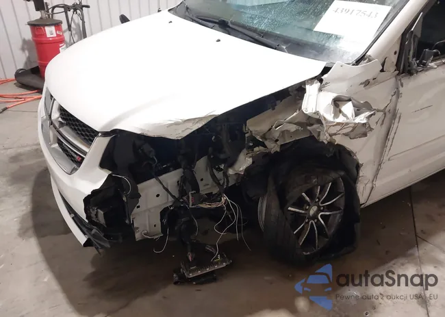 2C4RDGCG2HR660782: 43917543