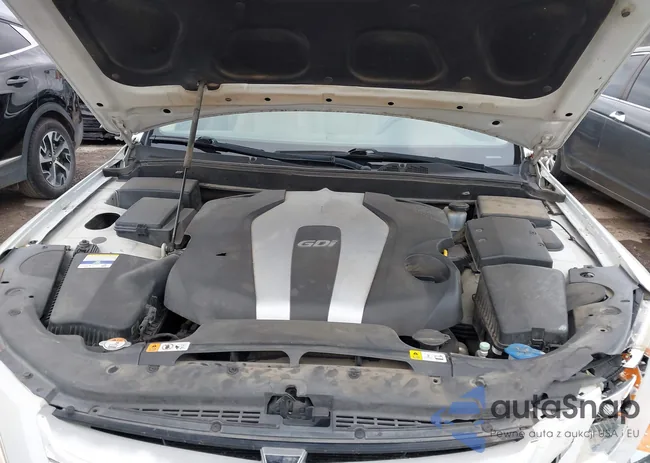 KMHGC4DD3CU190623: 43917665