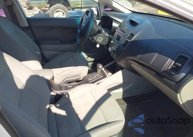 KNAFX4A67E5063653: 43917667