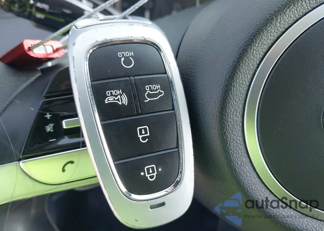 KM8JBCA1XPU129076: 43917769